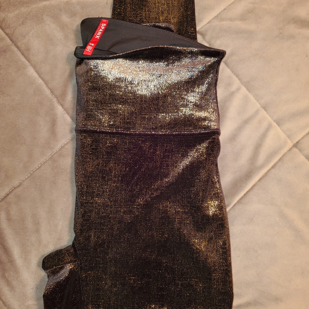 NEW Spanx Velvet Shine Leggings Black Gold